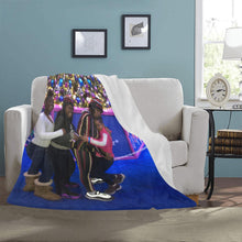 Load image into Gallery viewer, Fleece Throw Blanket
